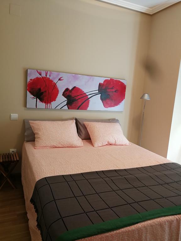 18 Torres El Pilar Appartement Zaragoza Buitenkant foto